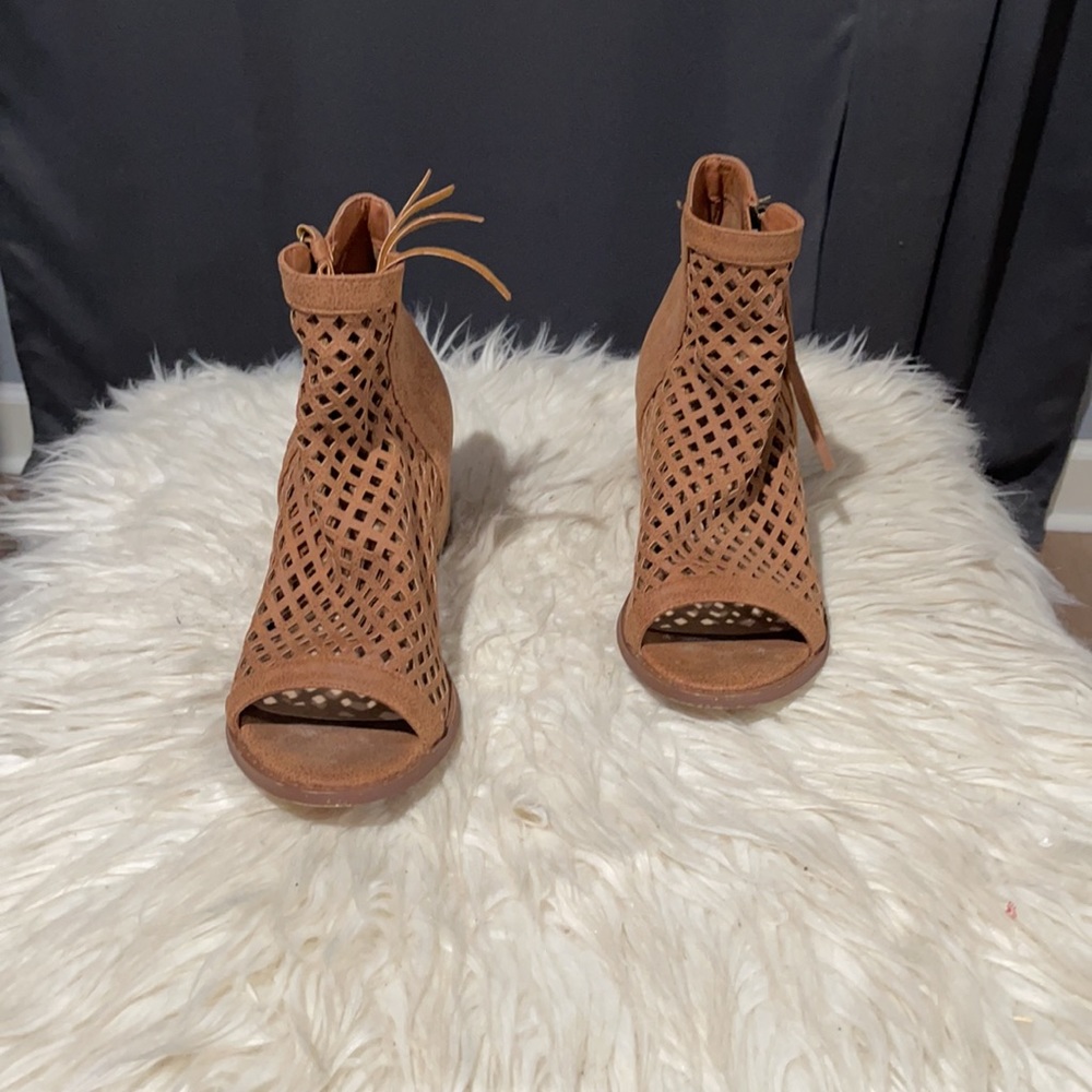 tan Coconuts by Matisse booties